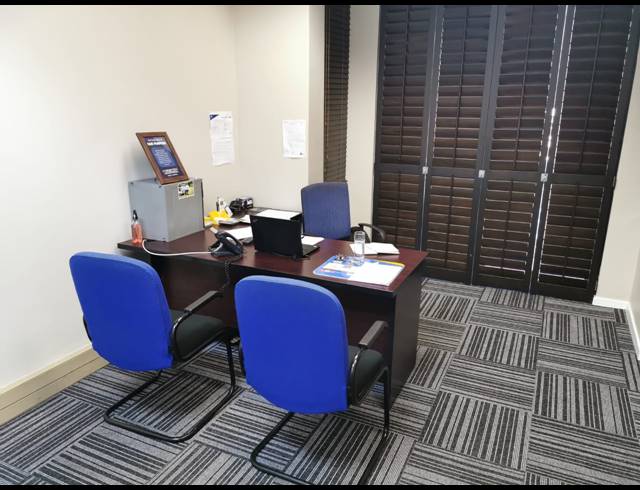 400M² OFFICE TO LET IN ESSENWOOD